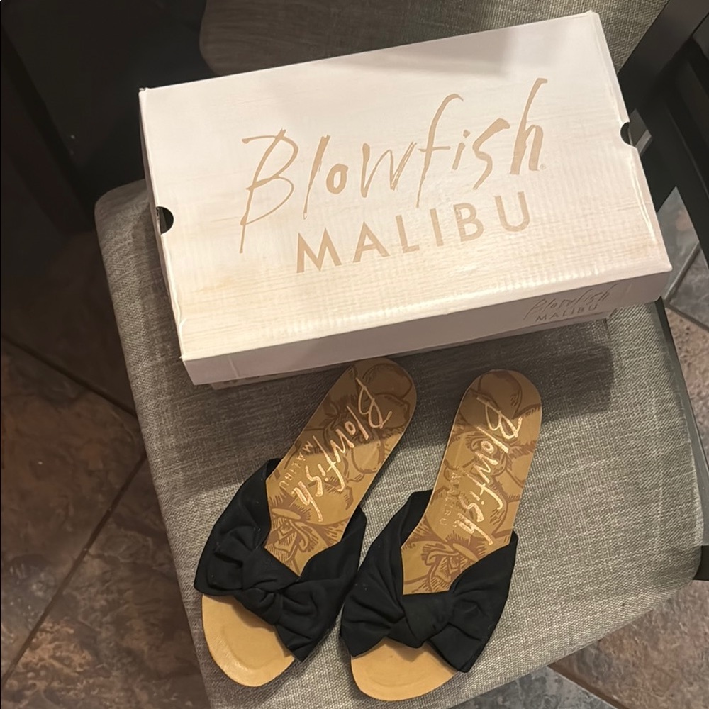 Blowfish Women's Black Sandals